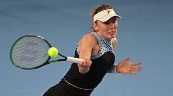 Теннисистка Александрова выбыла с турнира в Аделаиде в первом круге