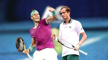 Надаль сократил отставание по сетам в финале Australian Open с Медведевым