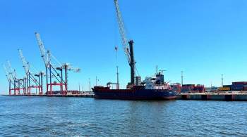 Белоруссия начала грузить минеральные удобрения в порту под Петербургом