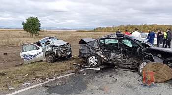 На юге Красноярского края столкнулись пять машин, есть погибшие 