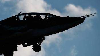 Штурмовики Су-25 уничтожили "противника" на учениях в Приморье