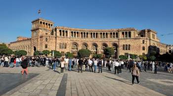 Участники протестной акции в Ереване требуют отставки Пашиняна 