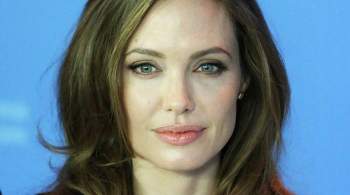 Анджелина Джоли впервые вышла в свет после проигрыша в суде Брэду Питту