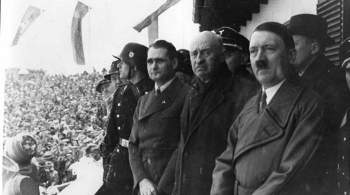 Историк рассказал, как маскировались планы Гитлера напасть на СССР