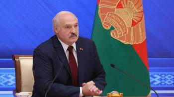 Лукашенко отказался ввозить в Белоруссию западные вакцины от COVID-19