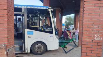 В Башкирии автобус въехал в остановку на автовокзале, четверо пострадали 