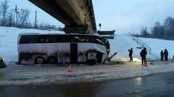 В ДТП с рейсовым автобусом в Рязанской области пострадал 21 человек