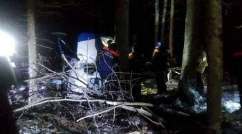 При жесткой посадке вертолета Ми-2 в Удмуртии погиб один человек