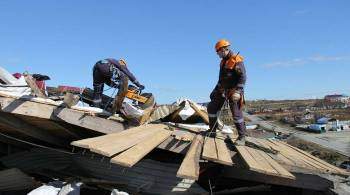 Ураган повредил крыши и фасады домов на Южных Курилах