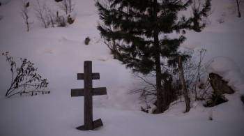 В Казахстане вандалы повалили более 20 крестов на кладбище