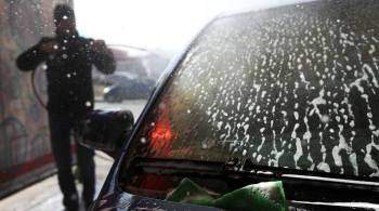  Гадость льют : как часто надо мыть машину зимой