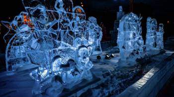 В парке Горького появились ледяные скульптуры героев из мультфильмов Disney