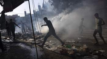 Красный полумесяц сообщил об обстреле территории рядом с больницей в Газе 