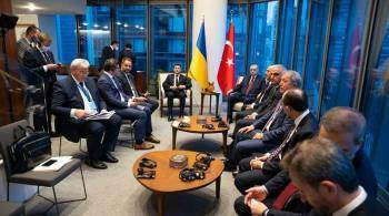 Глава МИД Турции напомнил о близких отношениях с Украиной
