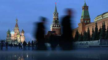 Сотрудники туристической полиции Москвы прошли обучение перед праздниками