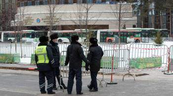 Полиция Нур-Султана проводит подворовой и поквартирный обход