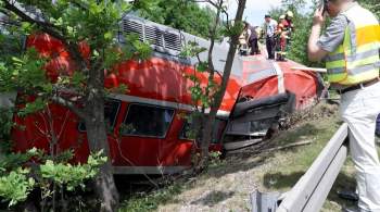 Число погибших при аварии поезда в Баварии выросло до пяти человек
