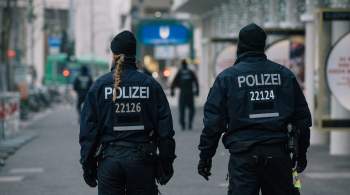 В Берлине смертельно ранили мужчину, напавшего с топором на девушку