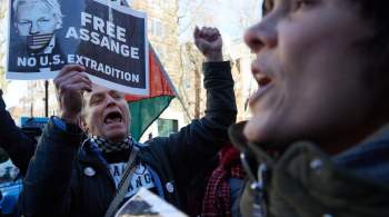 В британском парламенте осудили решение экстрадировать журналиста Ассанжа