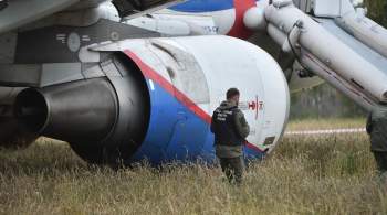 Авиакомпания показала кадры с места посадки A320 в поле под Новосибирском 