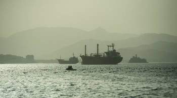 Захваченное в Оманском заливе судно направилось в сторону Ирана