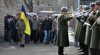 На Украине разрешили военкоматам работать круглосуточно 