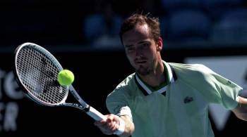 Медведев вышел в четвертьфинал Australian Open