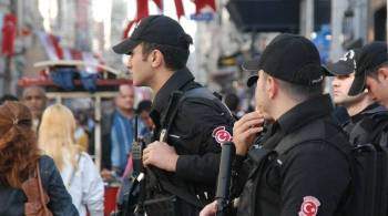 Неизвестный с холодным оружием напал на двух россиянок в Стамбуле