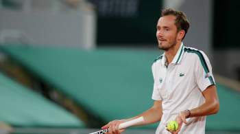 Медведев вышел в четвертьфинал теннисного турнира на Мальорке