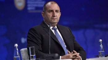 Экзит-полл: Радев побеждает во втором туре выборов президента Болгарии