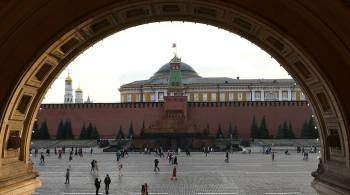 В Кремле ответили на вопрос о продлении новогодних каникул из-за COVID-19