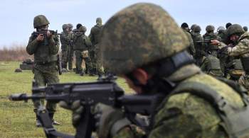 Мобилизованных жителей Астрахани проводили в батальон морской пехоты