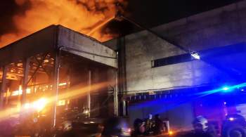 Пожар на складе в Петербурге полностью потушили