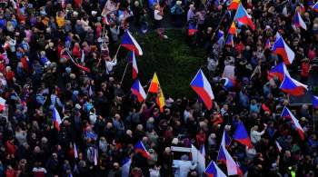 В Праге начался первомайский митинг оппозиции