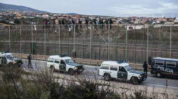 Мигранты попытались прорваться в Испанию из Африки
