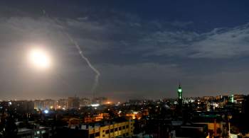Израиль нанес новые удары по окрестностям Дамаска 