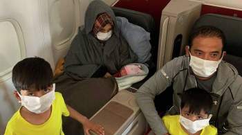 Гражданка Афганистана родила девочку во время эвакуационного полета