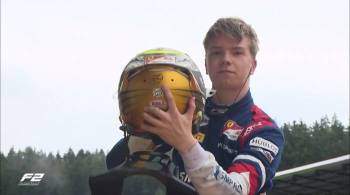 Роберт Шварцман занял второе место по итогам сезона  Формулы-2 
