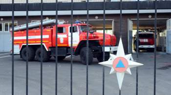 МЧС наращивает силы для тушения пожара в Ижевске 