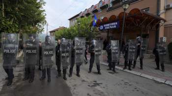 Сербы снова вышли на протест на севере Косово