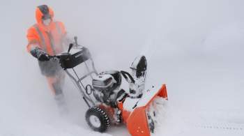 Сотрудники МЖД непрерывно очищают инфраструктуру от снега 