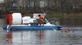В Сети показали подъем упавшего в Москву-реку авто