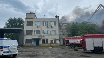 В Ростове-на-Дону выросла площадь пожара на складе с пряжей 