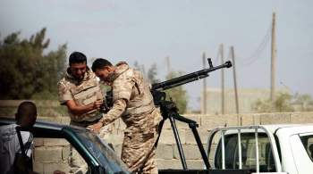 Два вертолета армии Хафтара столкнулись близ Бенгази, сообщил источник