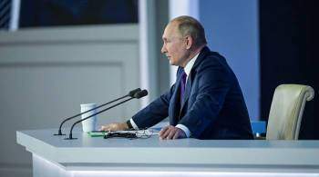 Путин заявил о росте зарплат в РФ в реальном выражении