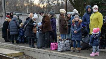 Для эвакуации беженцев из ЛНР задействовали поезд и 219 автобусов