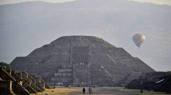 В Мексике девять туристов пострадали при падении воздушного шара