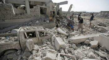  Удар хуситов вызвал бурю . Арабская коалиция бомбит Йемен