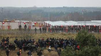 К КПП на польско-белорусской границе подошли почти две тысячи беженцев