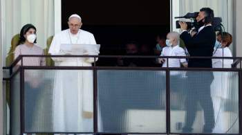 Папа Франциск впервые после операции обратился к верующим